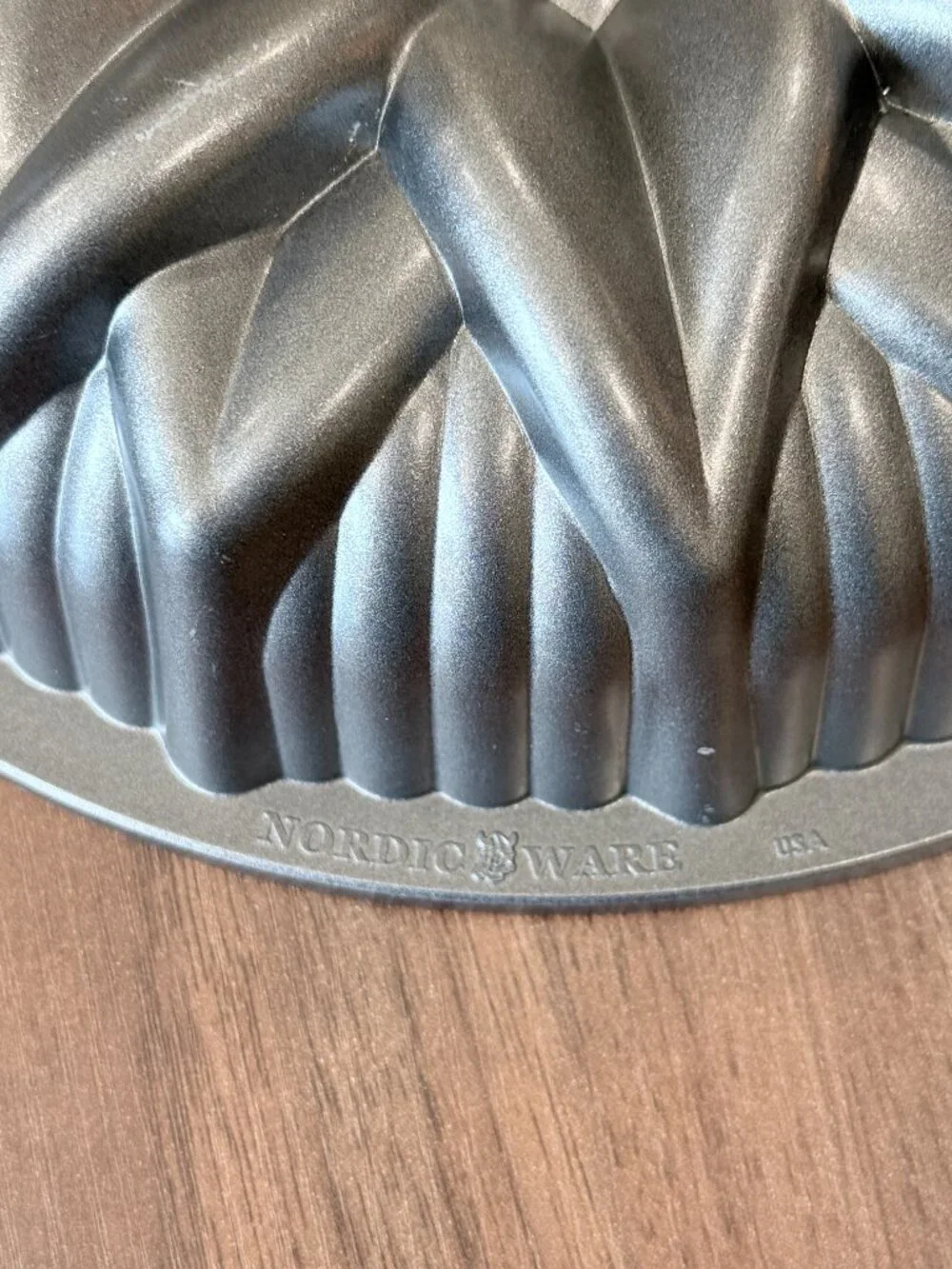 Nordic Ware SUNFLOWER Bundt Cake Pan Mold 10 Cup Aluminum USA Floral Bakeware